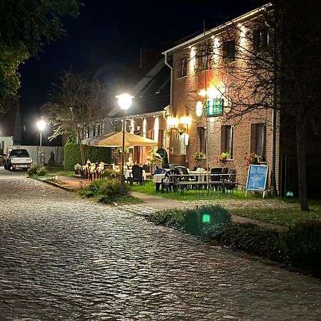 Pension & Gasthof Storchennest Gross Quassow Buitenkant foto